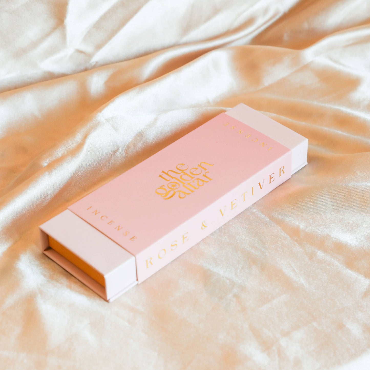 Der Goldene Altar//Muse Natural Weihrauch - Rose & Vetiver